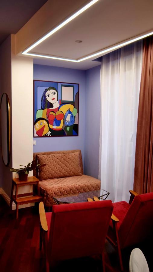 Downtown Italian Studio Букурещ Екстериор снимка